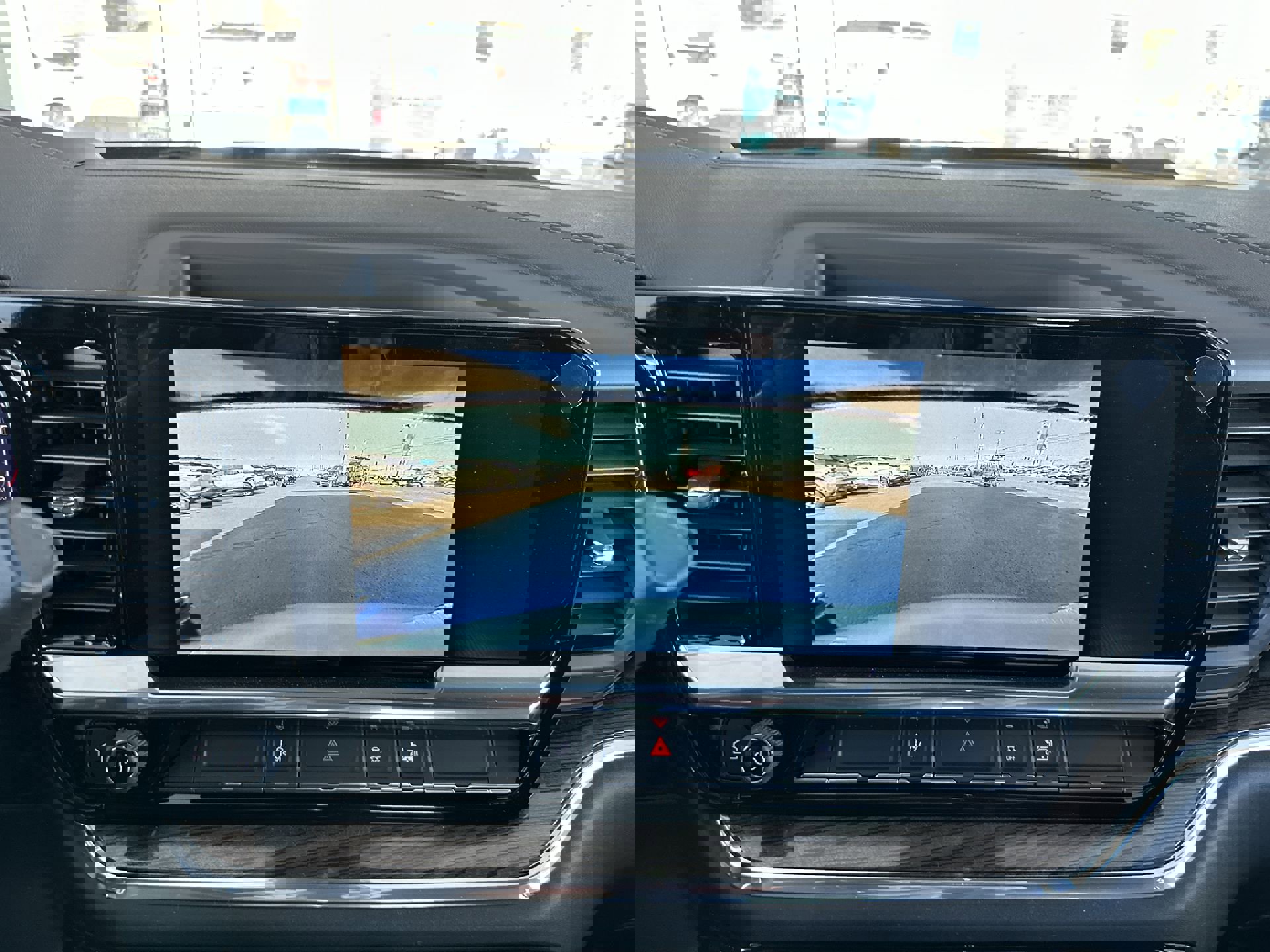 2025 Chevrolet Silverado 3500HD LT photo 16