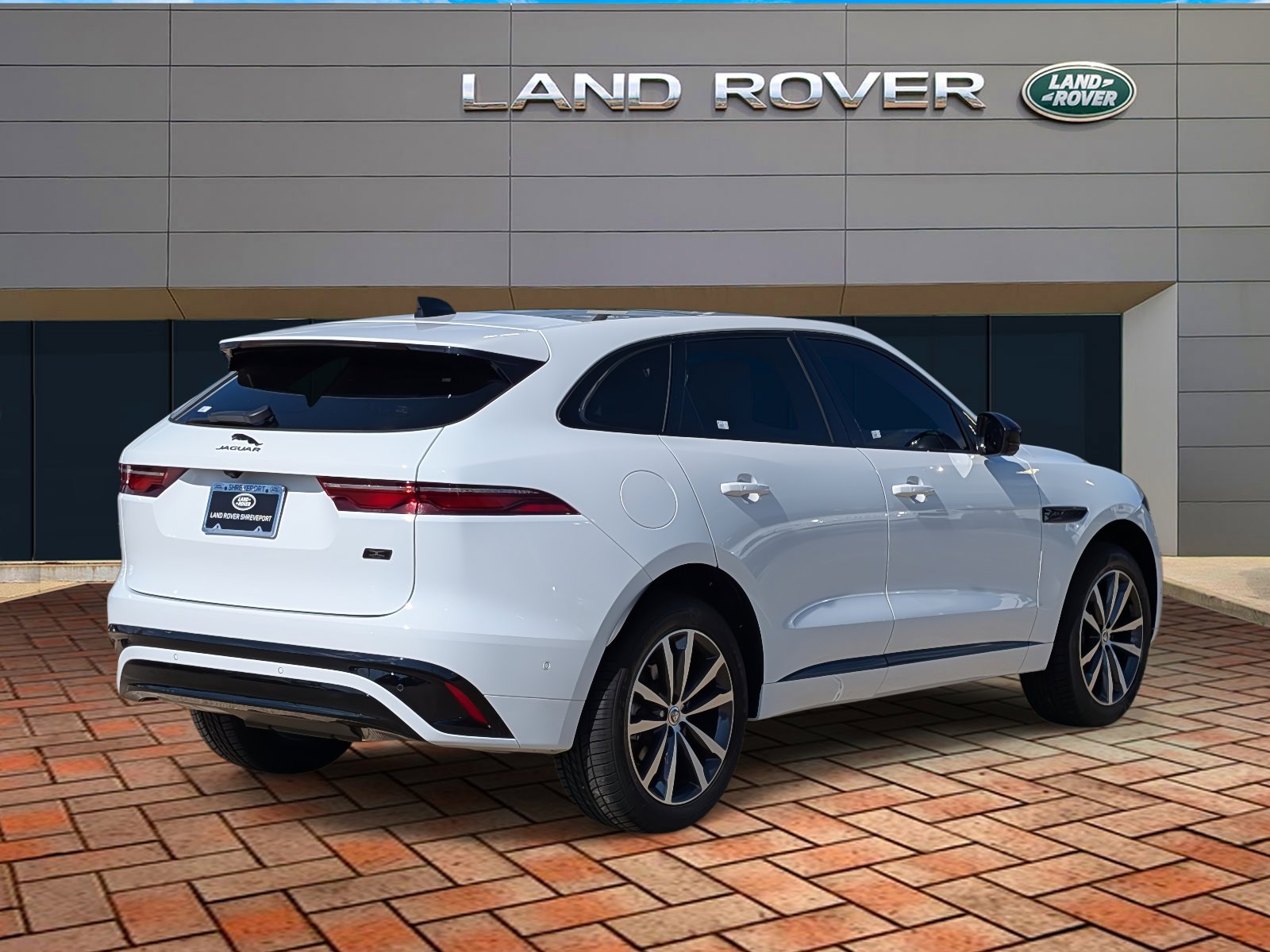 2026 Jaguar F-PACE P250 R-Dynamic S photo 4
