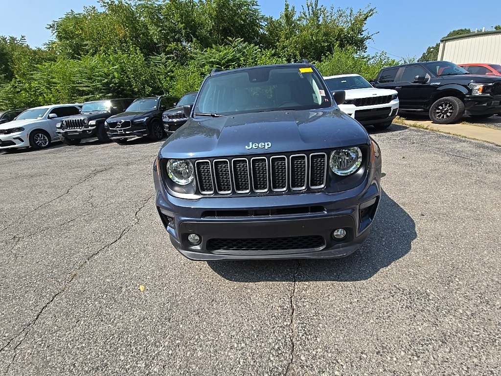 2022 Jeep Renegade Latitude photo 10