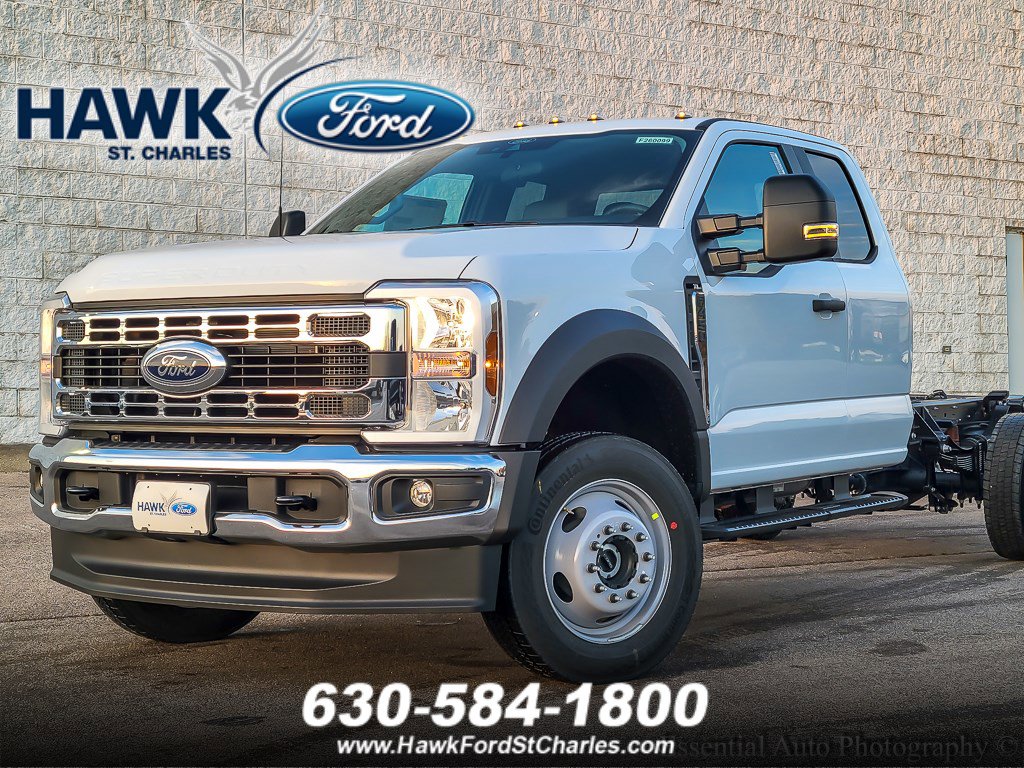 2026 Ford F-450 Super Duty Chassis Cab XL's photo