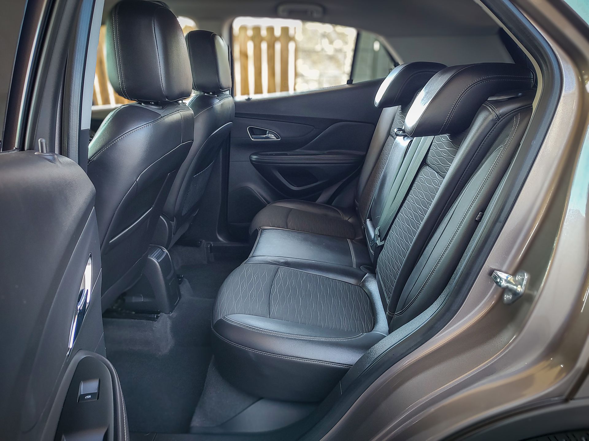 2015 Buick Encore Base photo 9