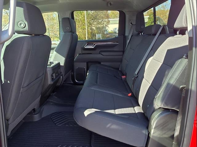 2025 Chevrolet Silverado 1500 LT photo 9
