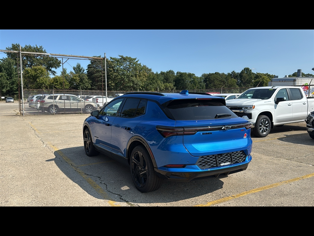 2025 Chevrolet Equinox EV 3RS photo 3