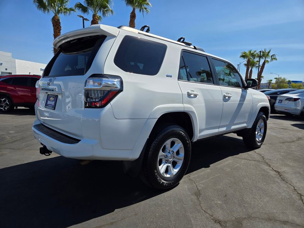 2024 Toyota 4Runner SR5 photo 6