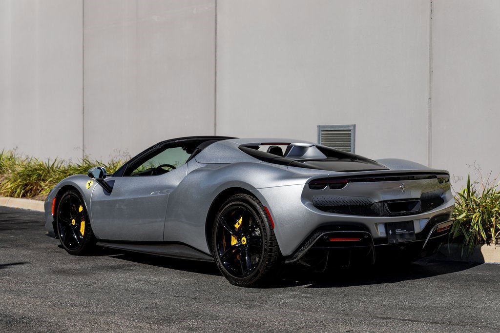 2024 Ferrari 296 GTS photo 3