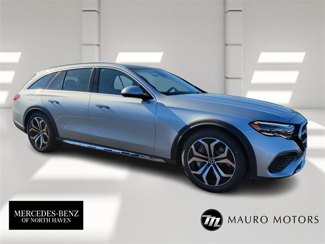 2025 Mercedes-Benz E-Class E450 All-Terrain's photo