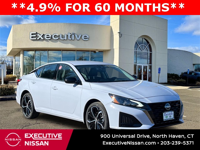 2025 Nissan Altima SR's photo