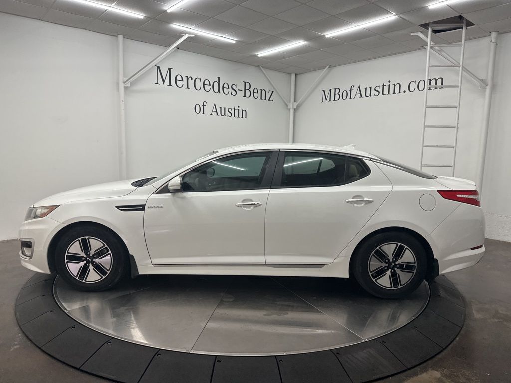 2013 Kia Optima Hybrid LX photo 3