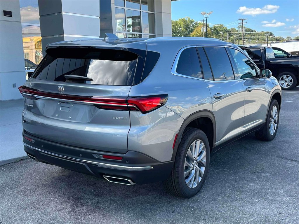 2026 Buick Enclave Preferred photo 2