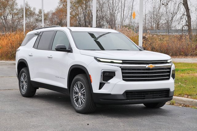 2026 Chevrolet Traverse LT's photo