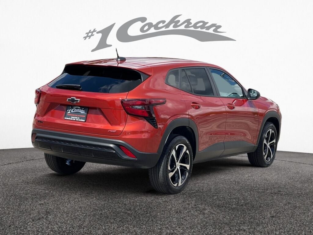 2024 Chevrolet Trax photo 7
