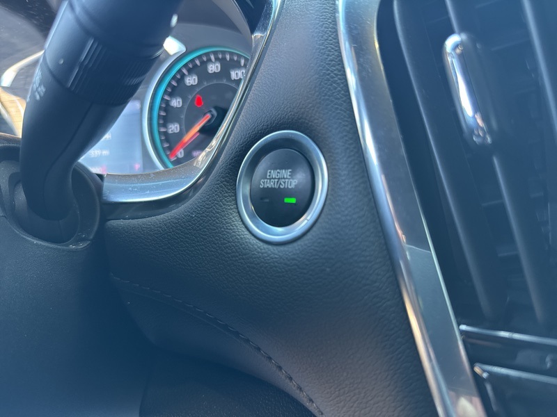 2023 Chevrolet Traverse photo 12