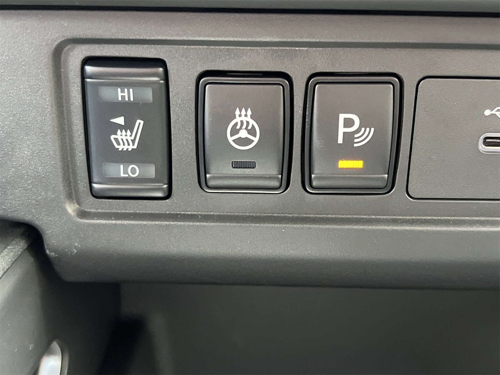 2025 Nissan Frontier SV photo 8