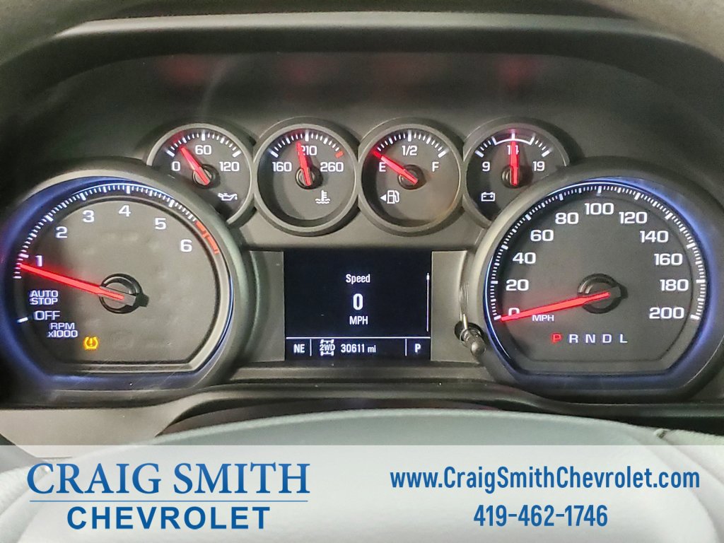2023 Chevrolet Silverado 1500 Custom photo 2