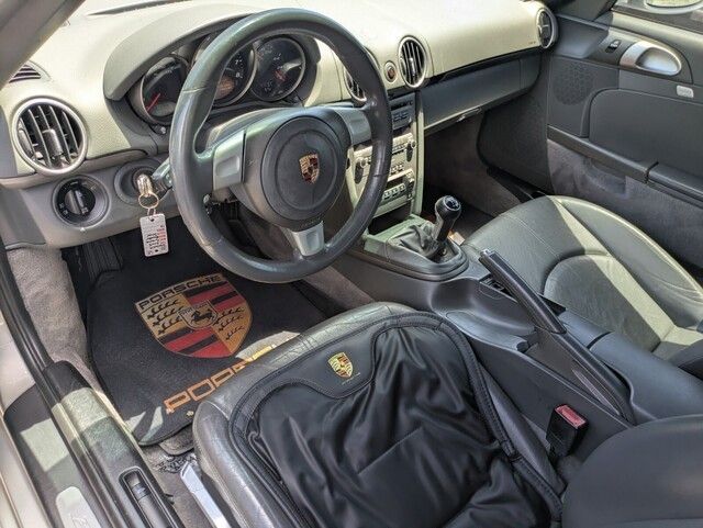 2005 Porsche Boxster Base photo 11