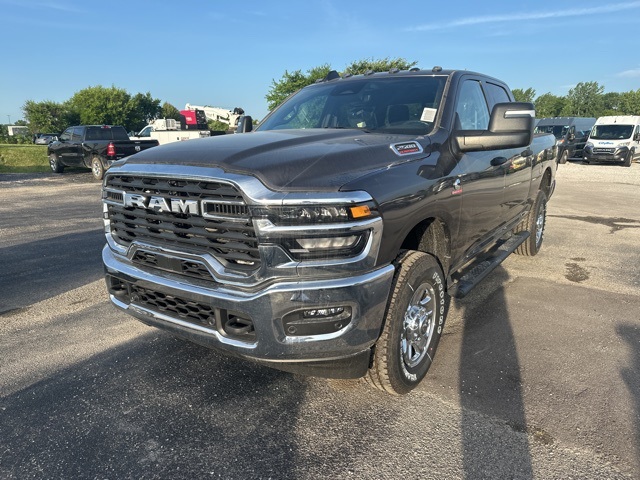 2025 Ram 2500 Tradesman photo 2