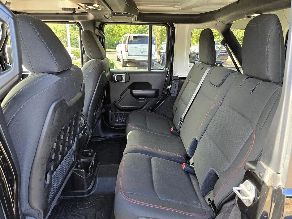 2021 Jeep Wrangler Unlimited Rubicon photo 11