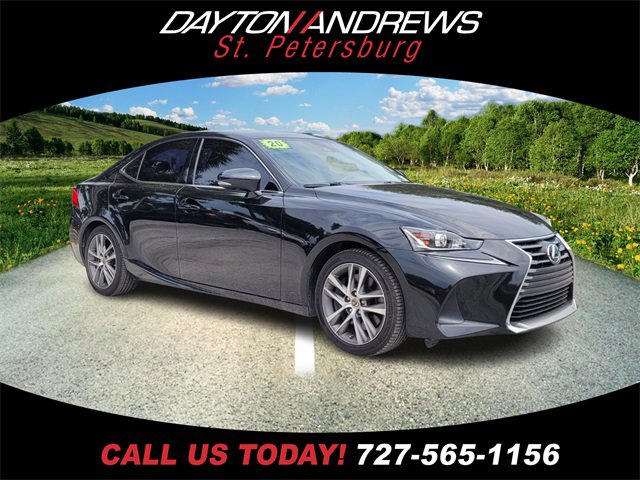 2020 Lexus IS 300's photo