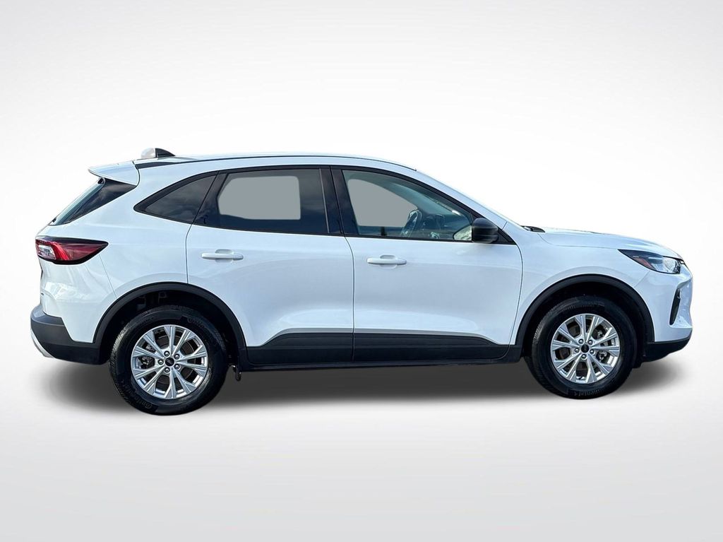 2025 Ford Escape Active photo 2