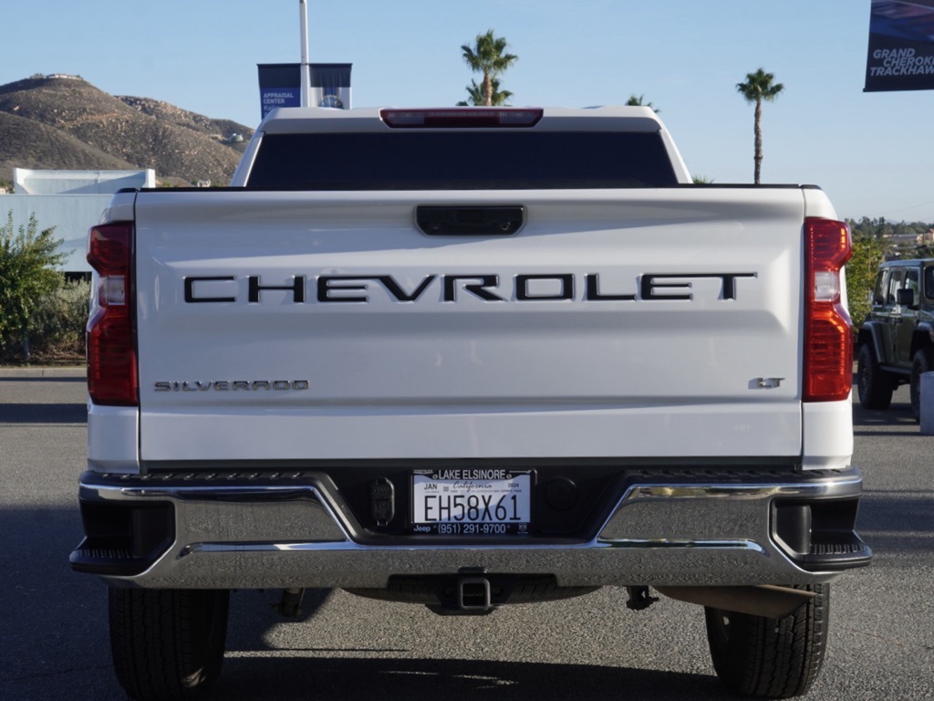 2024 Chevrolet Silverado 1500 LT photo 4