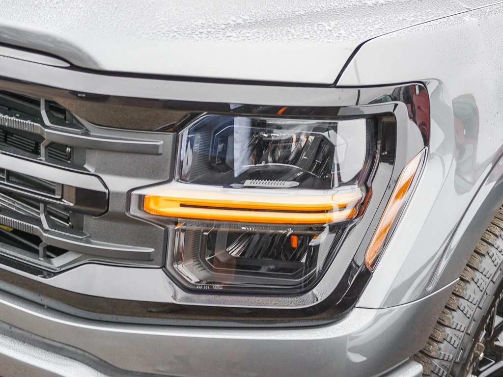 2025 Ford F-150 XLT photo 4
