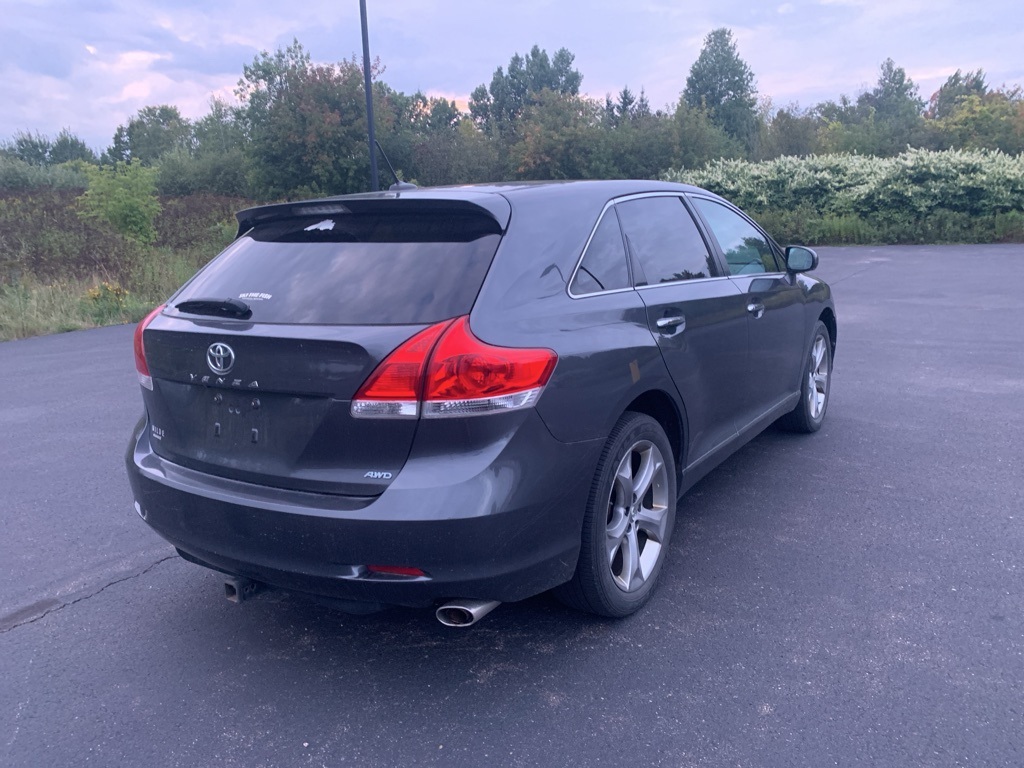 2011 Toyota Venza Base photo 16