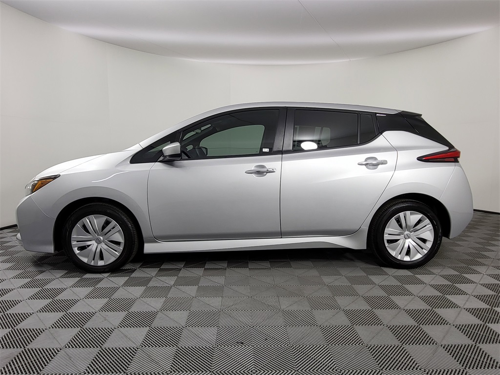 Used 2025 Nissan Leaf S with VIN 1N4AZ1BV8SC563491 for sale in Highlands Ranch, CO