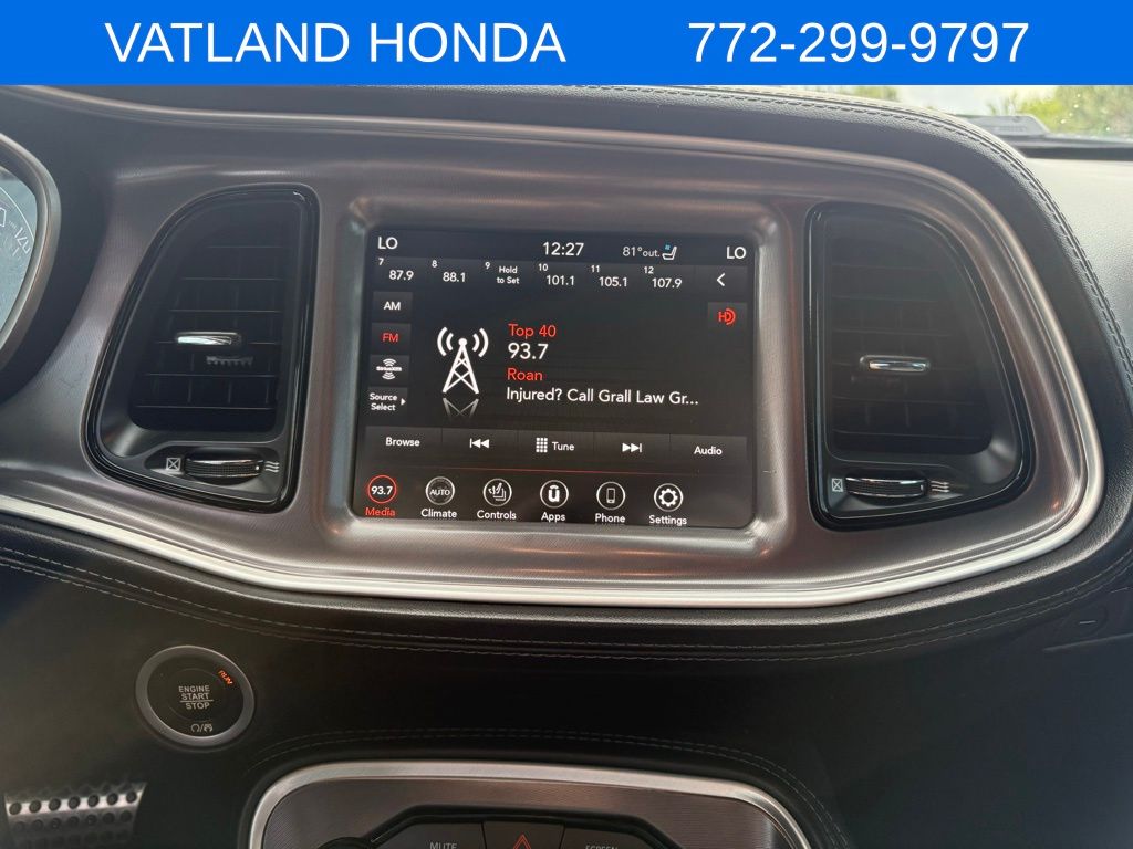 2021 Dodge Challenger SXT photo 19