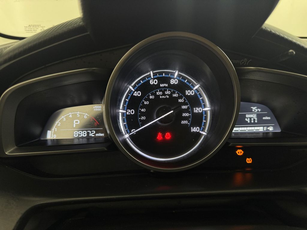 2020 Toyota Yaris L photo 10