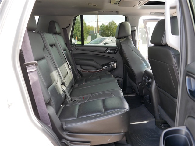 2017 Gmc Yukon SLT photo 19