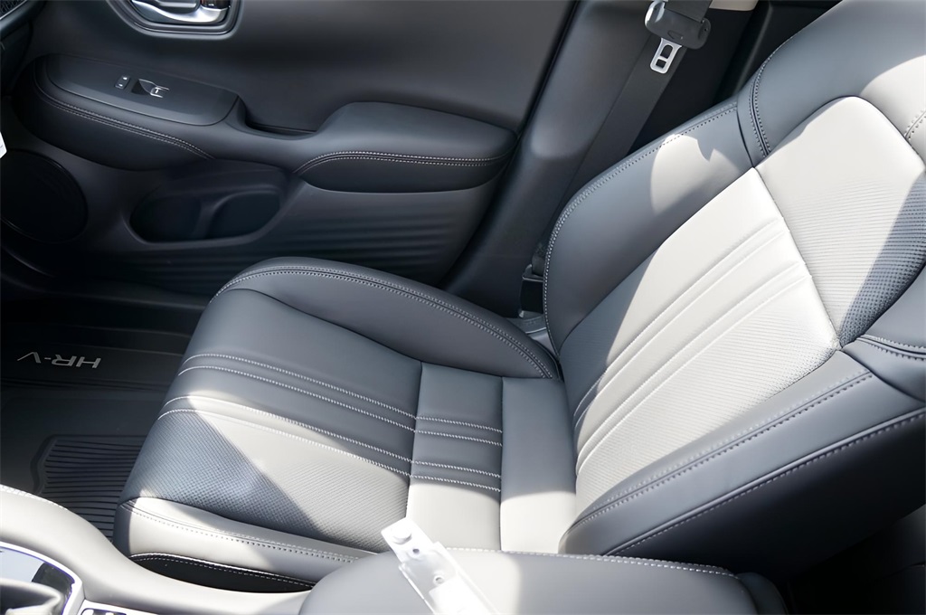 2026 Honda HR-V EX-L photo 25