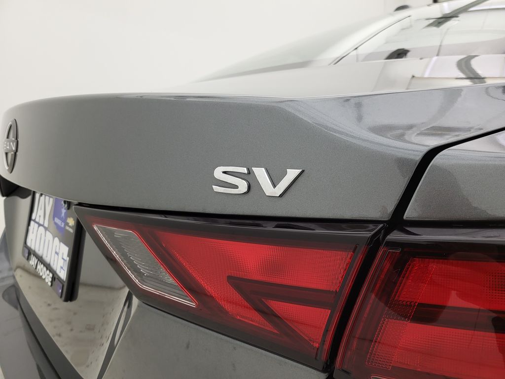 2024 Nissan Sentra SV photo 19