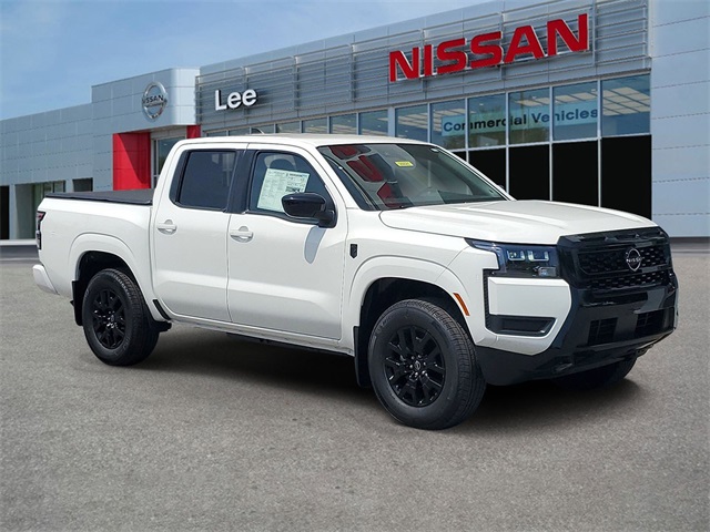 2026 Nissan Frontier SV's photo