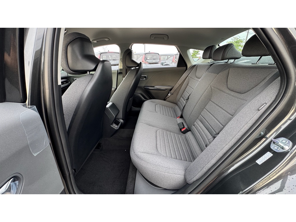 2025 Kia K4 EX photo 21