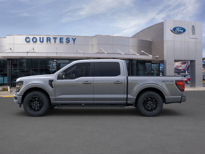 2025 Ford F-150 XLT photo 3