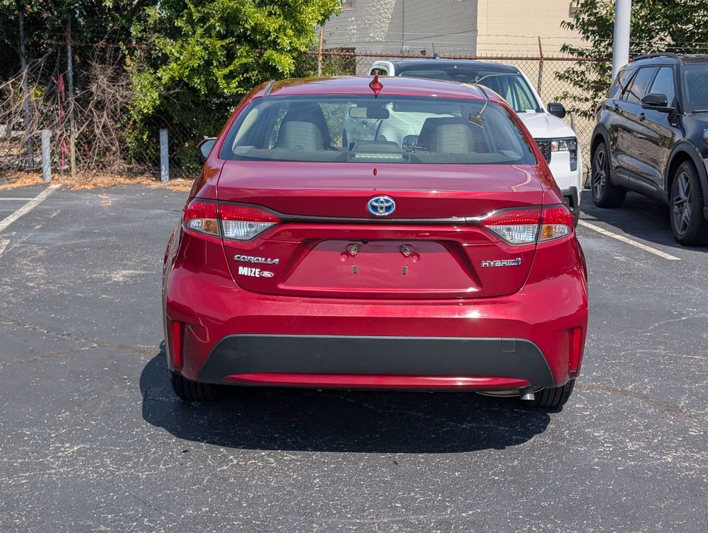 2022 Toyota Corolla LE photo 6