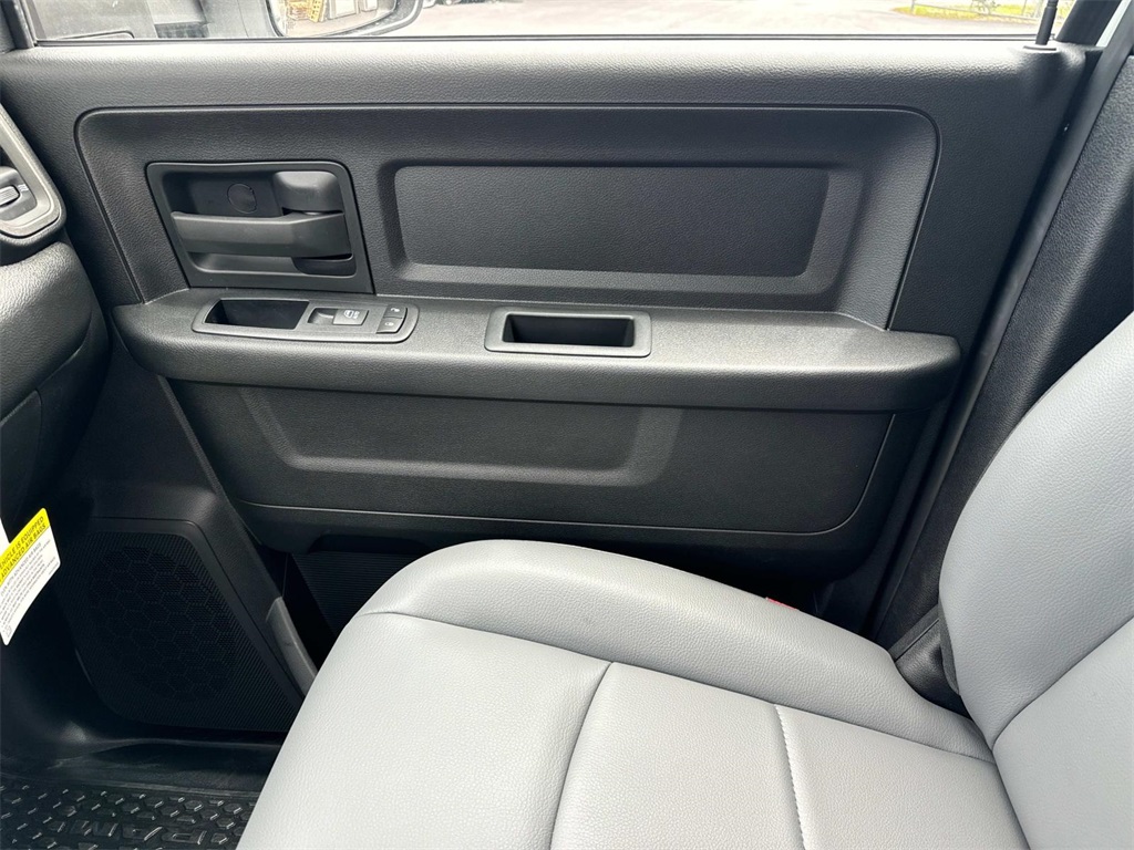 2024 Ram 2500 Tradesman photo 24