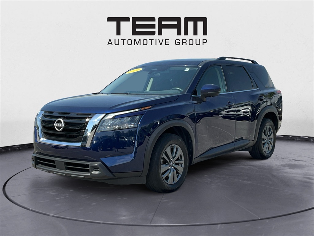 2024 Nissan Pathfinder SV photo 3