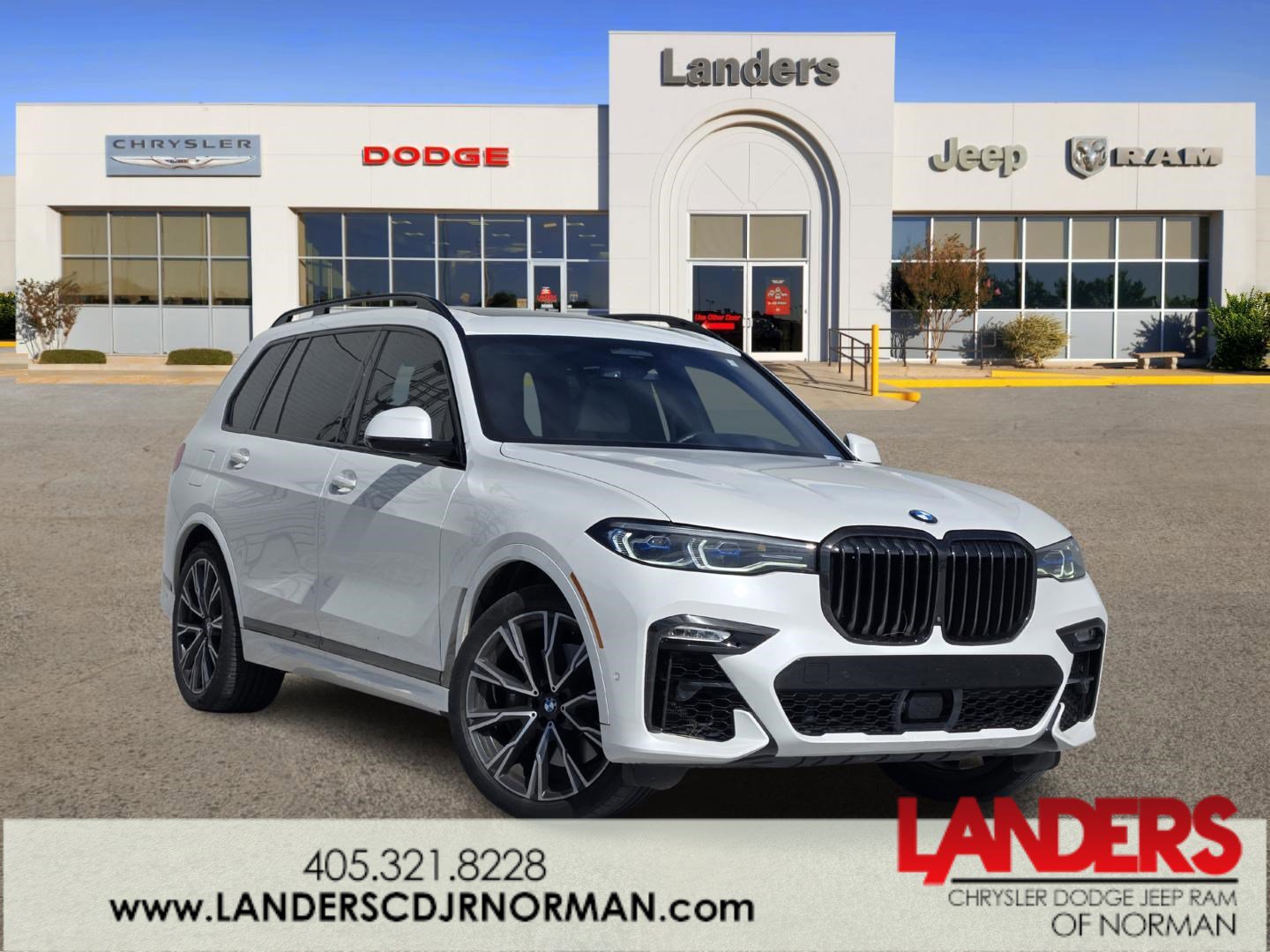 2021 BMW X7 M50i's photo