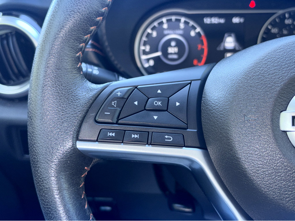 2020 Nissan Versa 1.6 SR photo 14