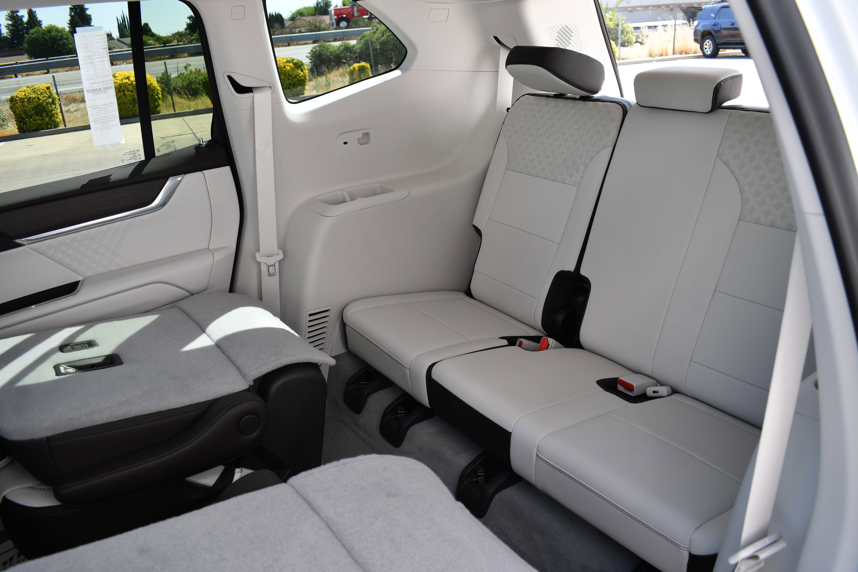 2024 Gmc Acadia Denali photo 15