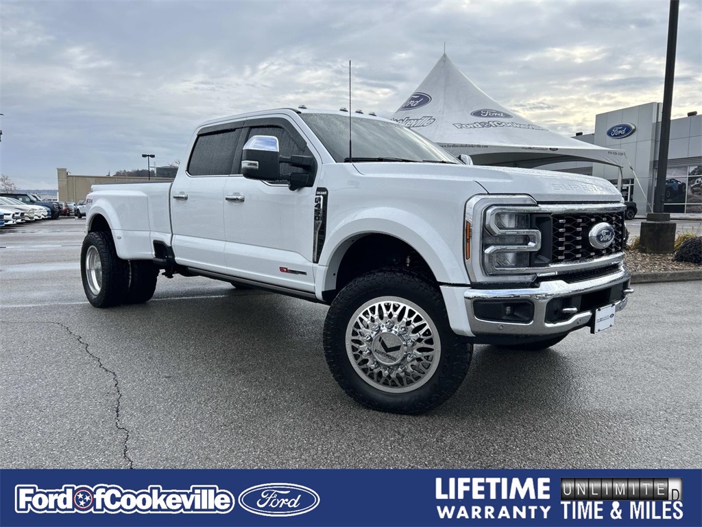 2024 Ford F-450 Super Duty King Ranch's photo