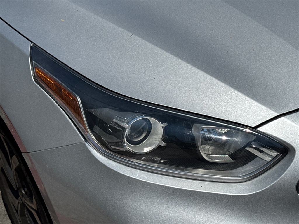2020 Kia Forte LXS photo 9