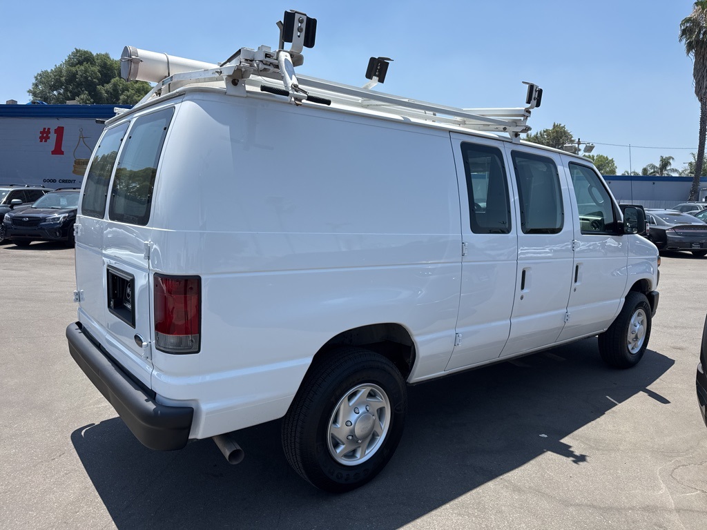 2009 Ford E-250 photo 4