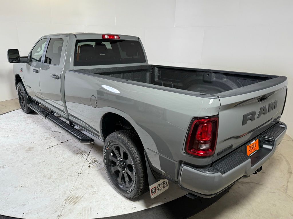 2026 Ram 2500 Big Horn photo 4