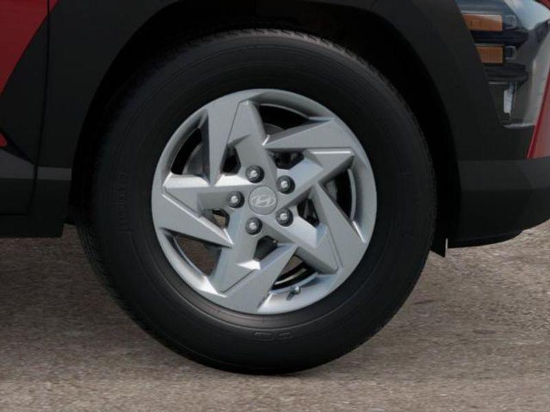 2026 Hyundai Kona SE photo 4