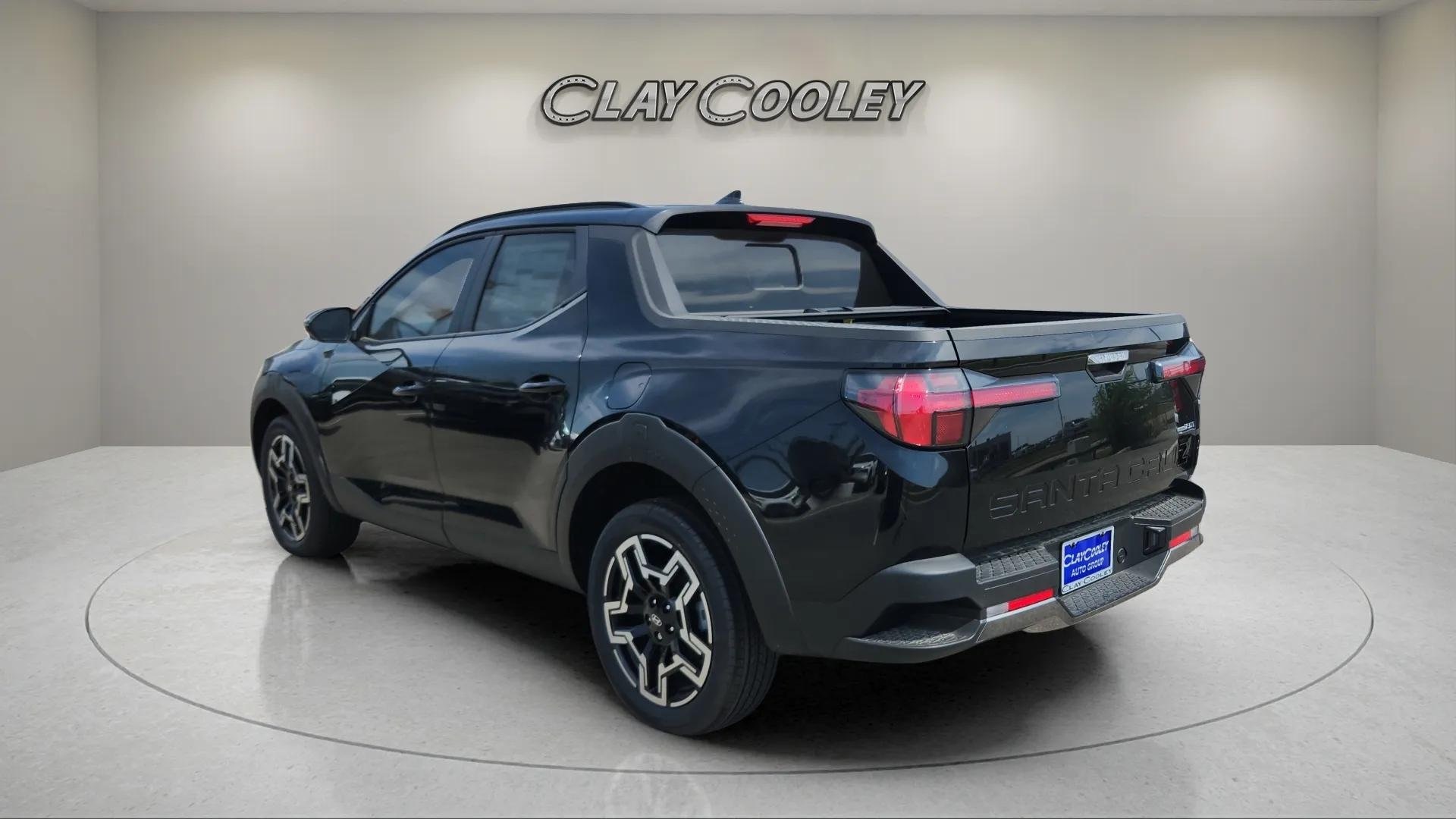 2025 Hyundai Santa Cruz Limited photo 5