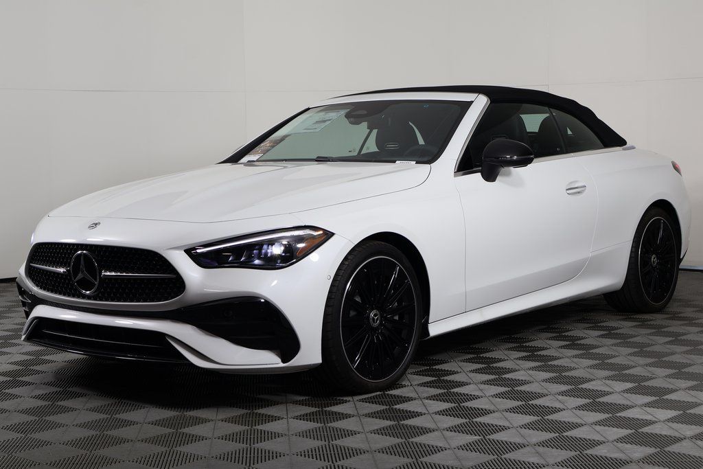 2026 Mercedes-Benz CLE CLE 450's photo