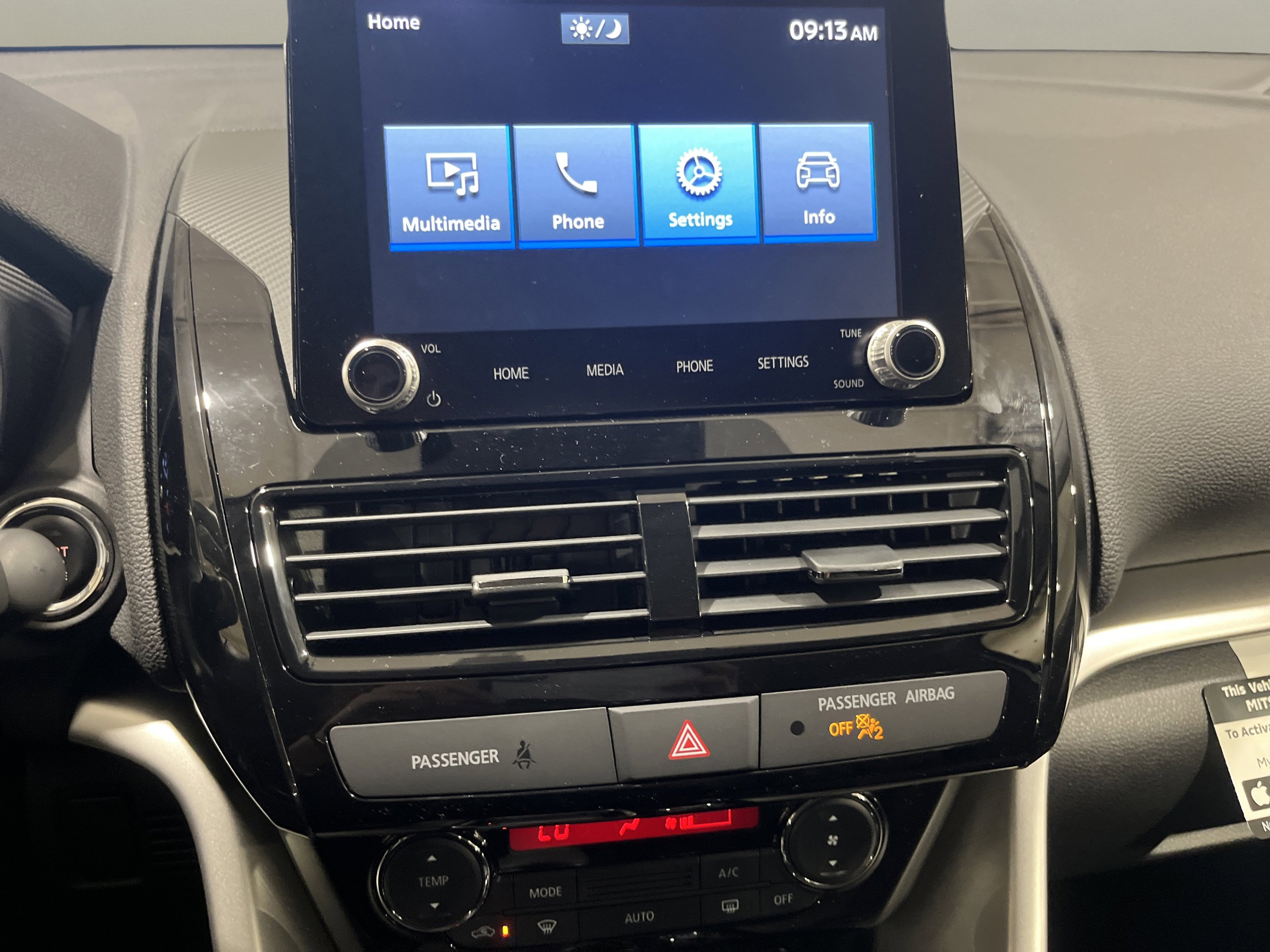 2025 Mitsubishi Eclipse Cross LE Ralliart photo 20