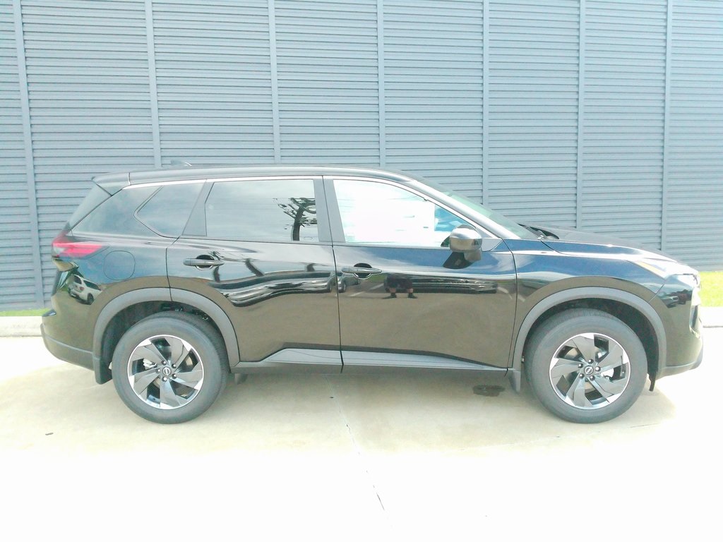 2025 Nissan Rogue SV photo 2